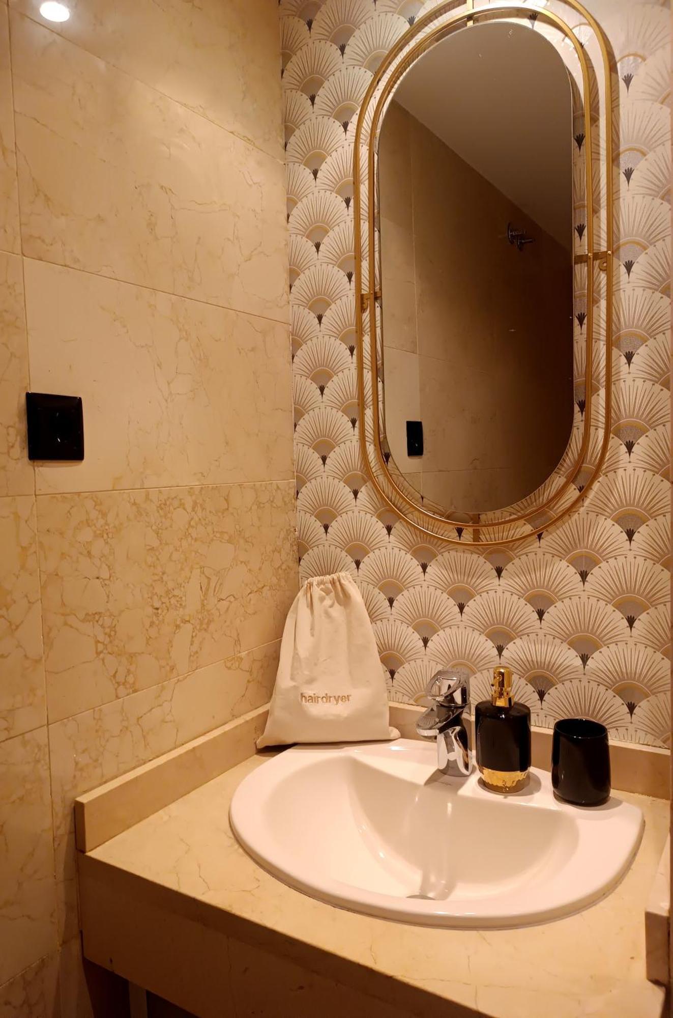 Fridda House Atocha Madrid Apartment Екстериор снимка